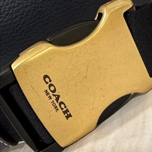 Coach Warren Signature Chambray Pebbled Leather Navy Belt Bag Fanny Pack - Picture 9 of 17